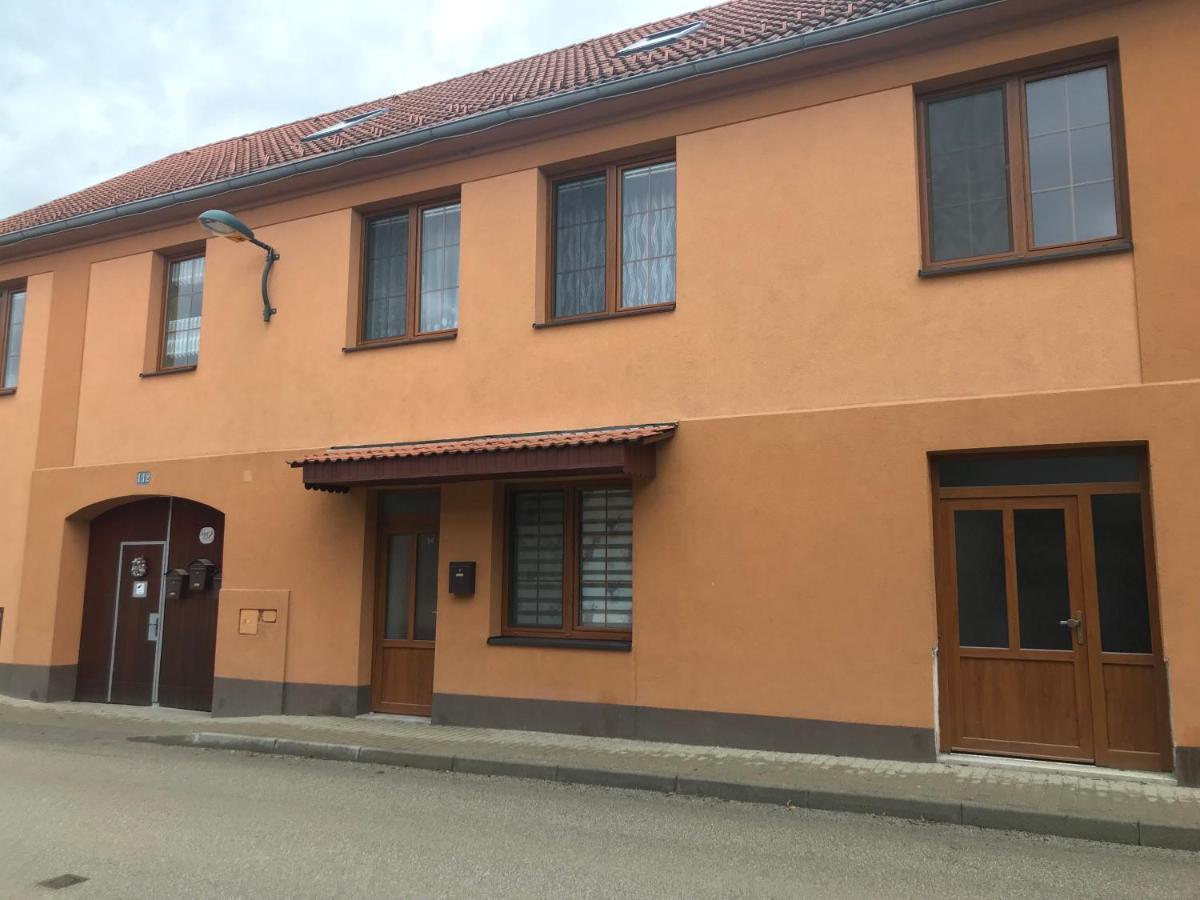 Cyklo-Moto Apartman Lomnice nad Luznici ภายนอก รูปภาพ