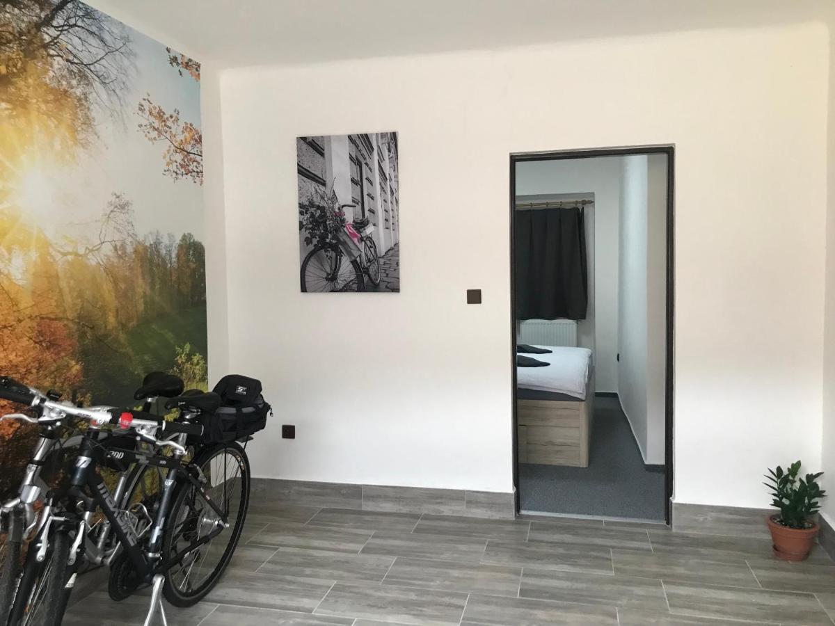 Cyklo-Moto Apartman Lomnice nad Luznici ภายนอก รูปภาพ